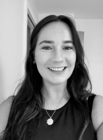 Lisa Flynn staff photo